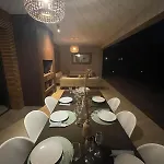 La K, Du Ruppione Villa Pietrosella
