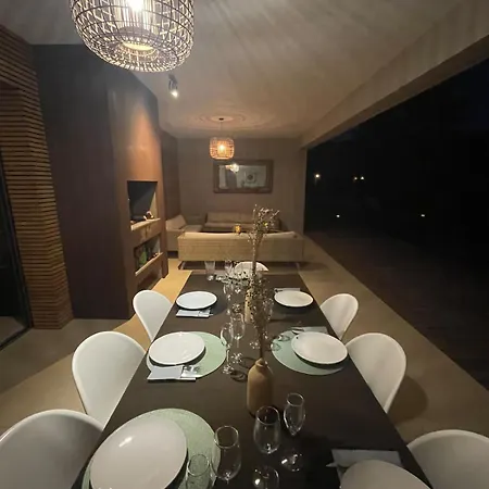 La K, Du Ruppione Villa Pietrosella