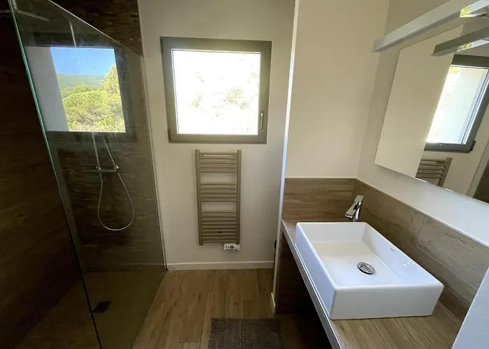 La K, Du Ruppione Villa *